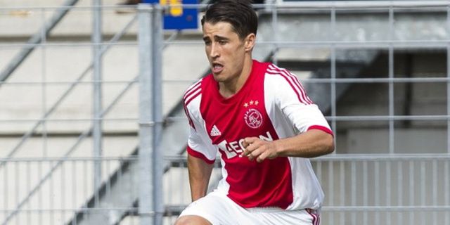 Bojan Ukir Gol Perdana Bagi Ajax Amsterdam