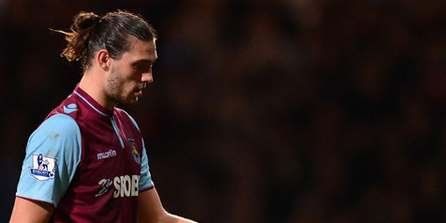 The Hammers Siapkan Tandem Bagi Andy Carroll