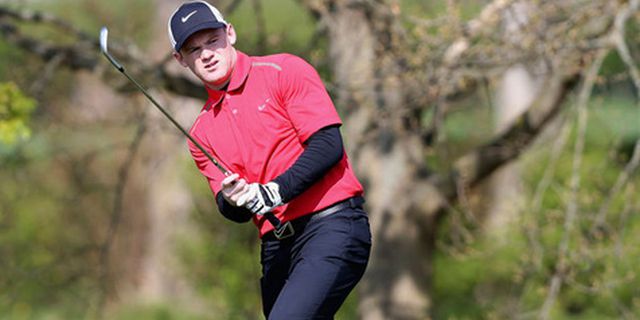 Sedang Cedera, Rooney Kepergok Main Golf di Dekat Markas Chelsea Sedang Cedera, Rooney Kepergok Main Golf di Dekat Markas Chelsea