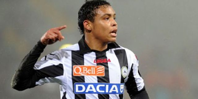 Luis Muriel Untuk Luis Suarez?