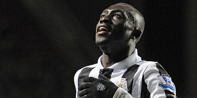 Cisse Bersedia Pakai Jersey Newcastle Berlogo Wonga