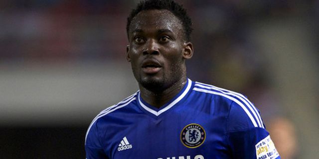 Hobi Jahil Essien Selama Tur Asia Chelsea