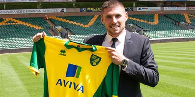Norwich Gaet Hooper Dari Celtic