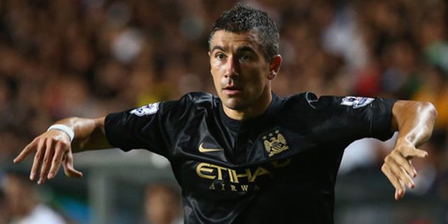 Kolarov Dalam Perjalanan ke Juventus