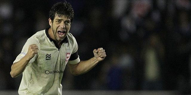 Video: Aksi Bintang Gaek Juninho Pernambucano Video: Aksi Bintang Gaek Juninho Pernambucano