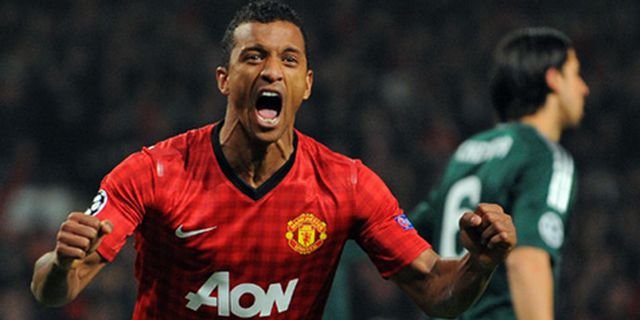 Nani Beri Sinyal Bertahan di Old Trafford