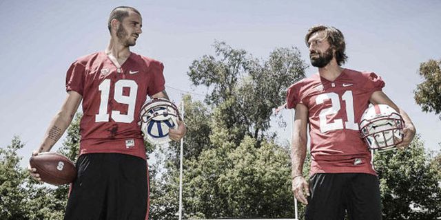 Aksi Pirlo dan Bonucci Bermain American Football