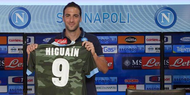 Alasan Higuain Pilih Napoli Daripada Arsenal