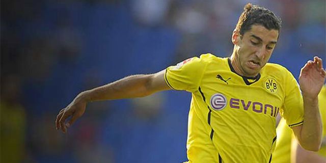 'Mkhitaryan Adalah Duplikat Kagawa' 'Mkhitaryan Adalah Duplikat Kagawa'