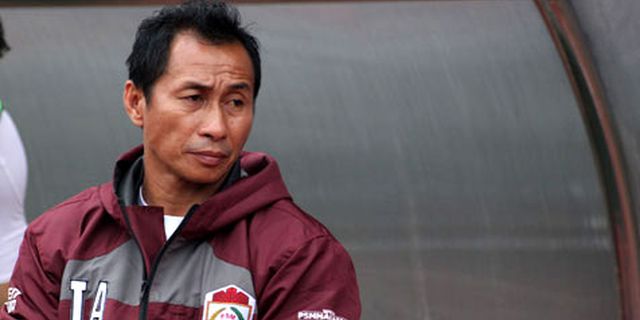 Suporter Dukung Imran Latih PSM
