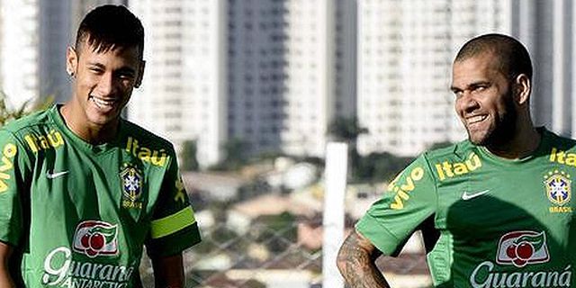 Alves Desak Neymar Banyak Belajar Dari Penggawa Barca