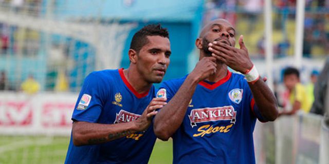 Rombak Pemain Asing, Musim Depan Arema Bidik Duo Liberia