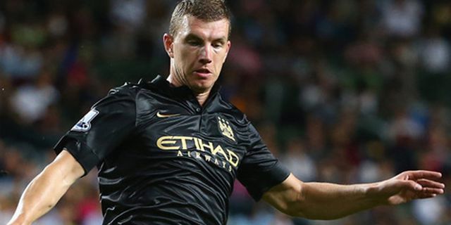 Arsenal Diminta City Melupakan Dzeko