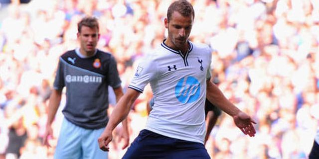 Soldado Targetkan 20 Gol Bersama Spurs