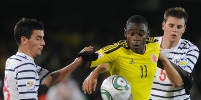 Napoli Tawar Duvan Zapata Napoli Tawar Duvan Zapata