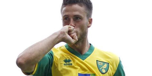 Berkat Bisikan Van Persie, Wolfswinkel Pilih Norwich