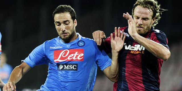 Terjatuh Saat Berlibur, Higuain Butuh 10 Jahitan