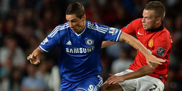 Evra: Tanpa Striker, Chelsea Sengaja Incar Satu Poin Evra: Tanpa Striker, Chelsea Sengaja Incar Satu Poin