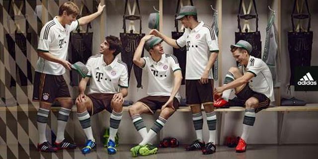Lederhosen, Inspirasi Jersey Away Bayern Lederhosen, Inspirasi Jersey Away Bayern