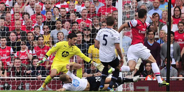 Review: Arsenal Tembak Jatuh Tottenham