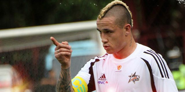 Radja Nainggolan Tolak Juventus Radja Nainggolan Tolak Juventus