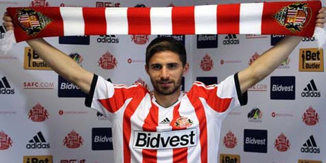 Liverpool Pinjamkan Borini ke Sunderland