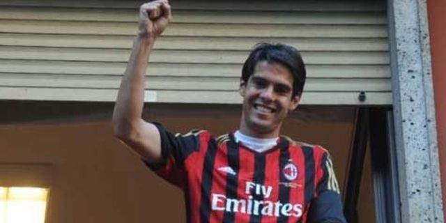 Kaka Akan Jalani Debutnya Melawan Zambrotta Kaka Akan Jalani Debutnya Melawan Zambrotta