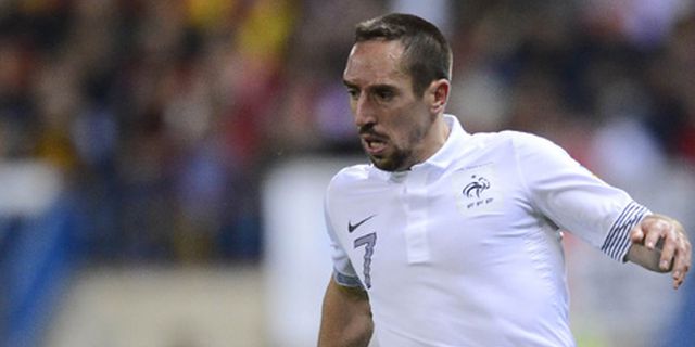 Platini: Ribery Belum Buktikan Kelasnya di Les Blues Platini: Ribery Belum Buktikan Kelasnya di Les Blues