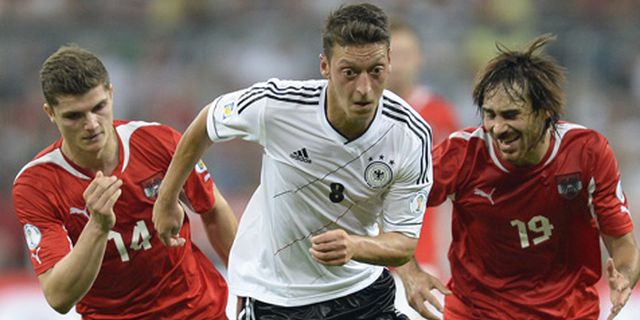 Ozil: Jerman Tegaskan Status 'Bos' Atas Austria