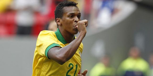 Jo: Stadion Mane Garrincha Memberkati Saya! Jo: Stadion Mane Garrincha Memberkati Saya!