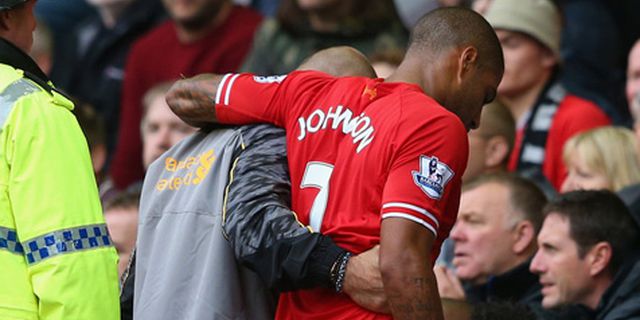 Glen Johnson Terancam Absen Bela Liverpool Hingga Natal