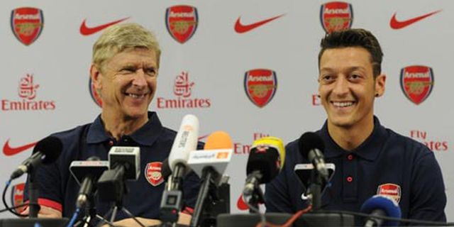 Ozil: Arsenal Bisa Juara Premier League