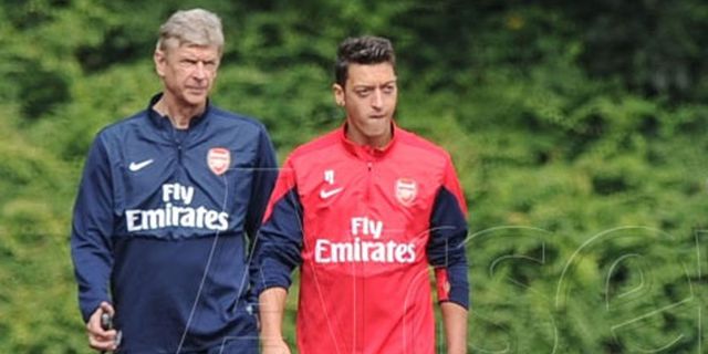 Wenger: Ozil Belum Tentu Jalani Debut Lawan Sunderland Wenger: Ozil Belum Tentu Jalani Debut Lawan Sunderland
