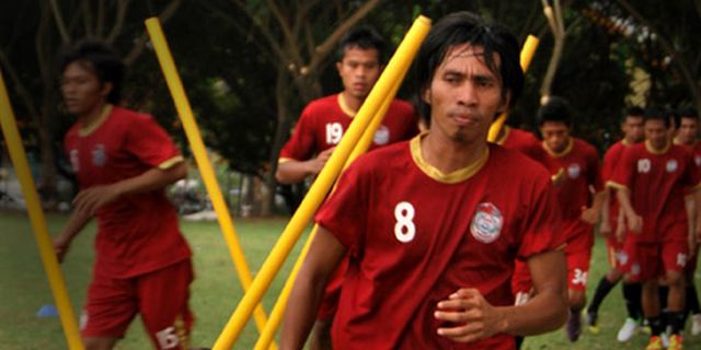 Tak Dibawa ke Rembang, Pemain PSM Ini Tetap Berlatih