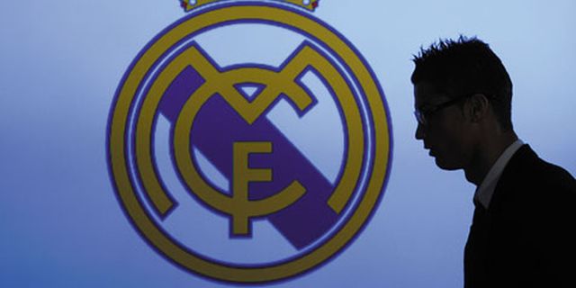 Ronaldo Putuskan Bertahan Sejak Akhir Musim Lalu