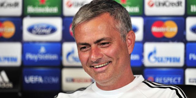 Dapat Award, Mourinho Lebih Muda Dibanding Ferguson dan Wenger