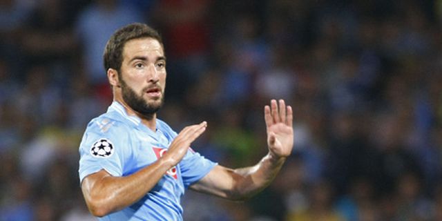 Higuain Terkena Efek Kuil Maradona