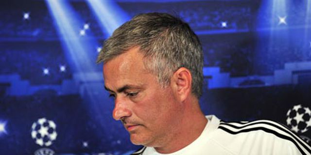 Start Chelsea Buruk, Mourinho Berkilah Lagi