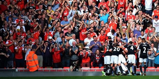 Review: Liverpool Tumbang di Kandang
