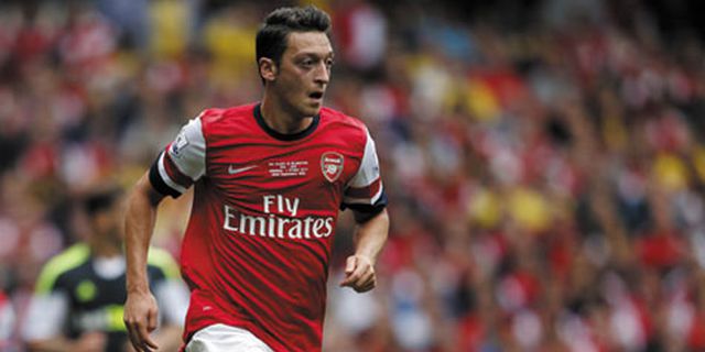 Wenger: Ozil Belum Tunjukkan Kemampuan Terbaik