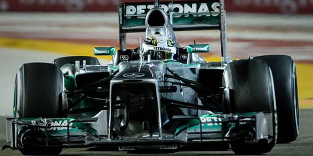 Hamilton: Aksi Alonso-Webber Menyenangkan, Tapi Berbahaya!