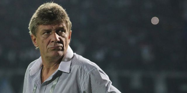 Kelelahan, Alasan Mitra Kukar Kalah Telak Kelelahan, Alasan Mitra Kukar Kalah Telak