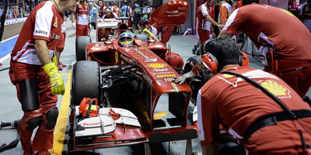 Alonso Butuh Keberuntungan Demi Bekuk Vettel