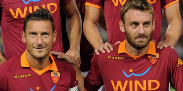 De Rossi Pasrah Hanya Jadi 'Capitano Futuro' Selamanya