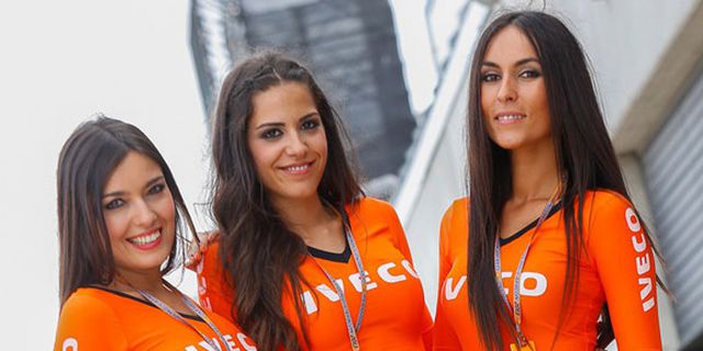 Galeri Foto Gadis Paddock MotoGP Aragon 2013