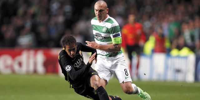 Neil Lennon Kecam Aksi Teatrikal Berlebihan Neymar Neil Lennon Kecam Aksi Teatrikal Berlebihan Neymar