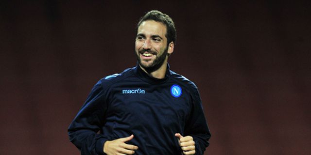 Pulih Dari Cedera, Higuain Siap Bela Napoli Pulih Dari Cedera, Higuain Siap Bela Napoli