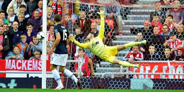 Van Der Sar: Kemampuan De Gea Sulit Dipercaya