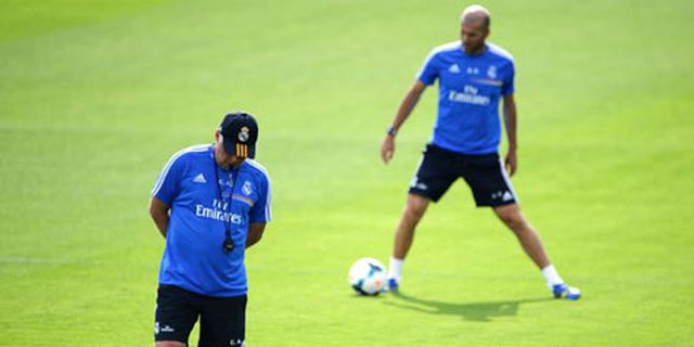 Ancelotti Ternyata Punya 17 Asisten Ancelotti Ternyata Punya 17 Asisten