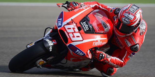 Nicky Hayden Pastikan Bertahan di MotoGP